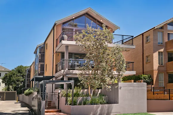 4/58 Beach  Road, Bondi Beach