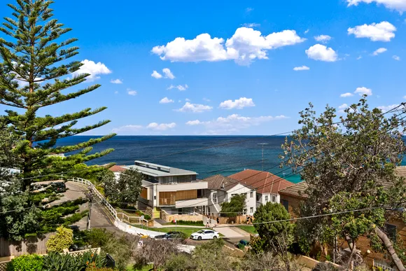 1/7 Carlisle Street, Tamarama