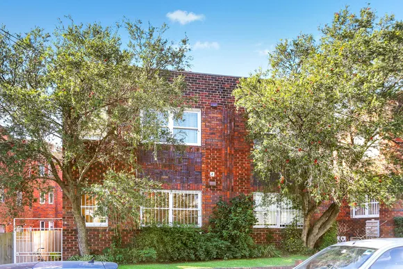 2/2 Paul  Street, Bondi Junction