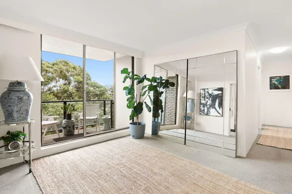 6D/39-41 Penkivil Street, Bondi