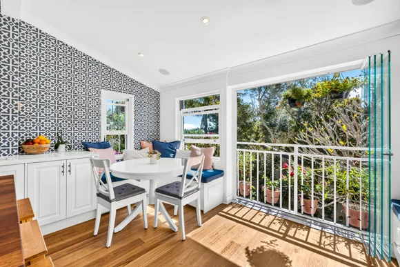 1/94 Warners  Avenue, Bondi Beach