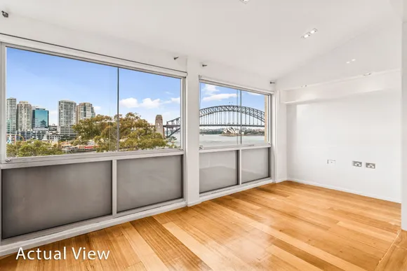 2/25 East Crescent Street, McMahons Point