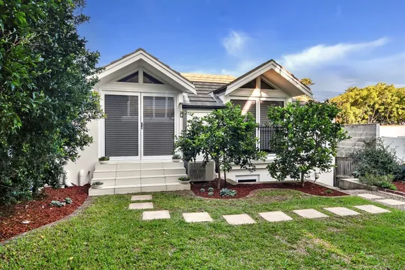 2a Baglin Street, Bronte