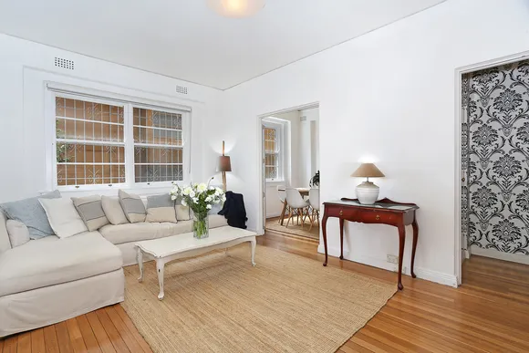 2/4 Henrietta Street, Double Bay