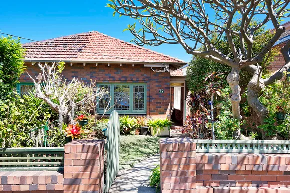 19 Read Street, Bronte