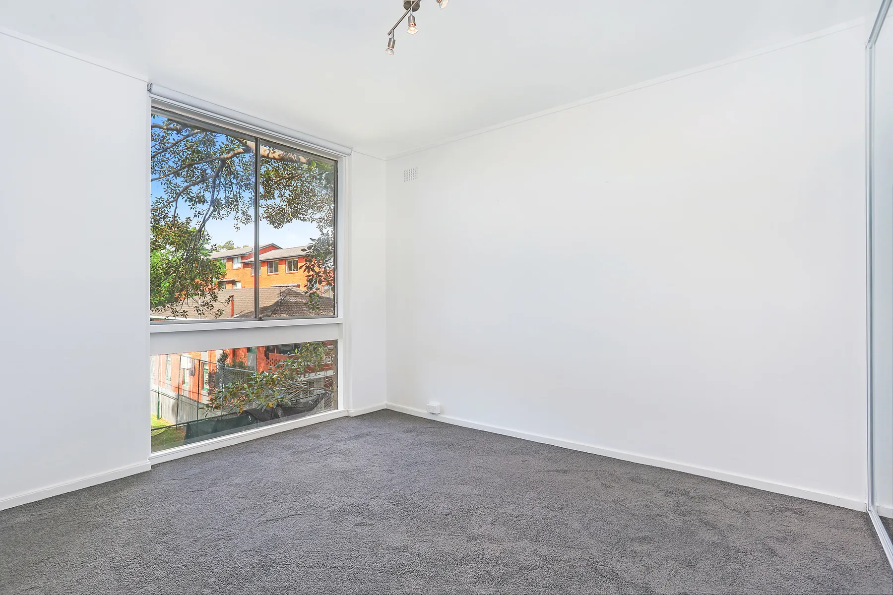 9/361A Bronte Road, Bronte