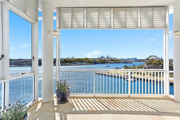 901/40 Refinery  Drive, Pyrmont
