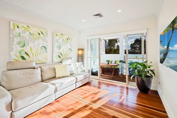 8/1 Cook Avenue, Kingsford