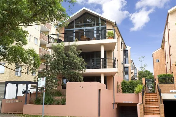 4/58 Beach  Road, Bondi Beach