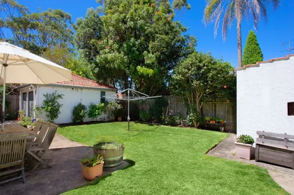 Unit 2/55 Captain Pipers Road, Vaucluse