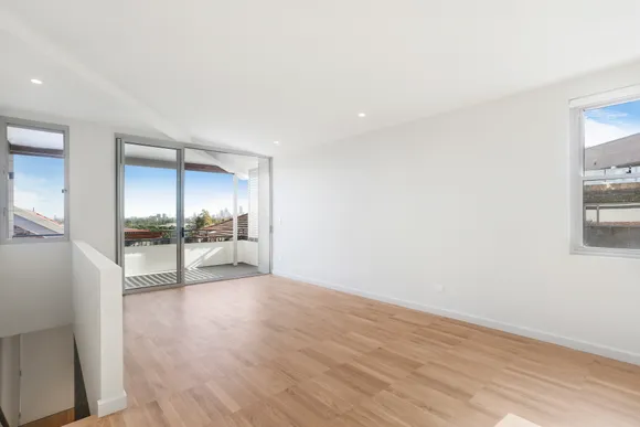 8/150 Carrington  Road, Waverley