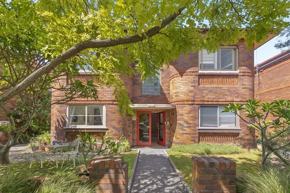 1/277A Alison Road, Coogee