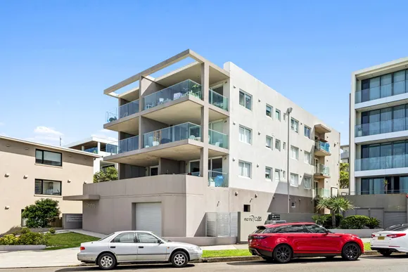 6/128 Marine Parade, Maroubra