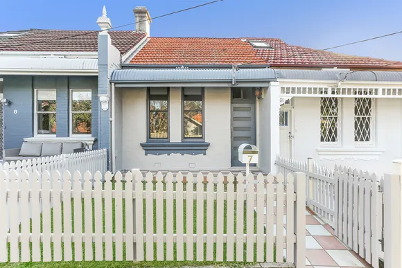 7 Lipsom Avenue, Bondi Junction