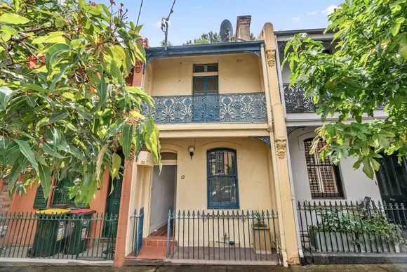 12 Gibbens Street, Camperdown