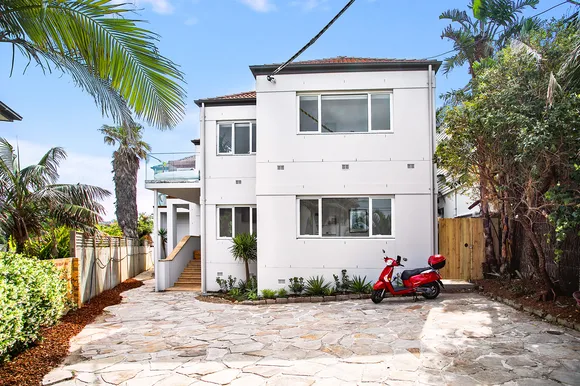 3/17 Alexander Street, Tamarama