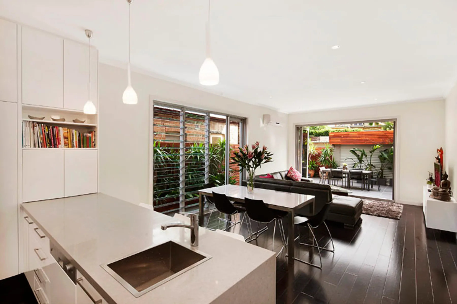 15 Rawson Avenue, Queens Park - Image 1
