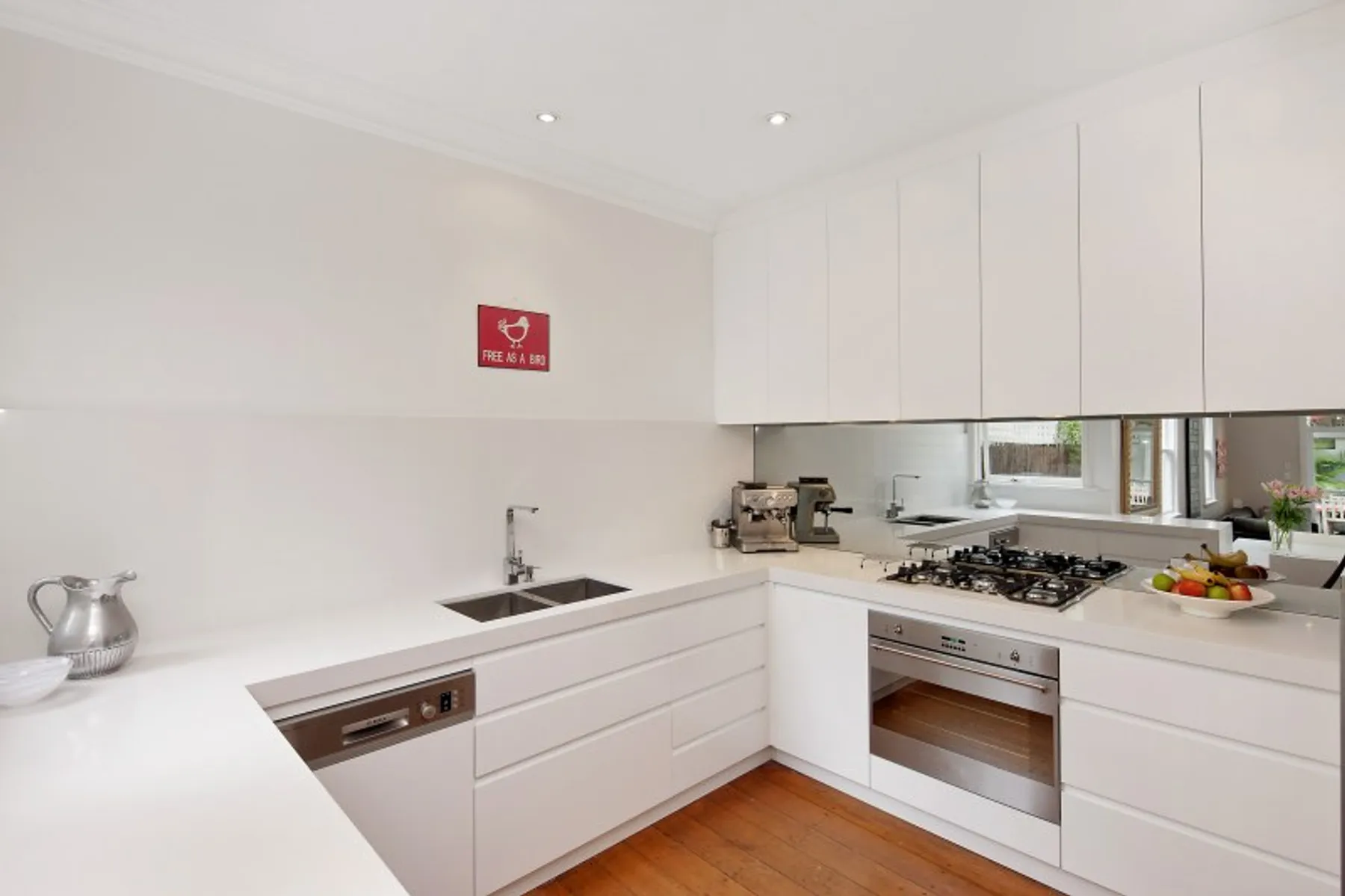 127 Ruthven Street, Bondi Junction - Image 1