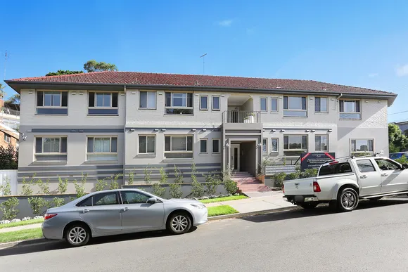 4/64 Brown Street, Bronte