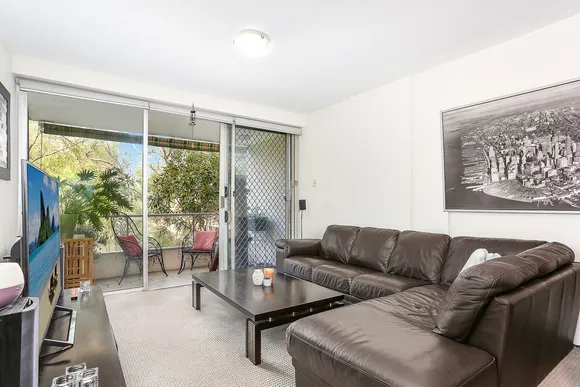 15/40 Penkivil Street, Bondi